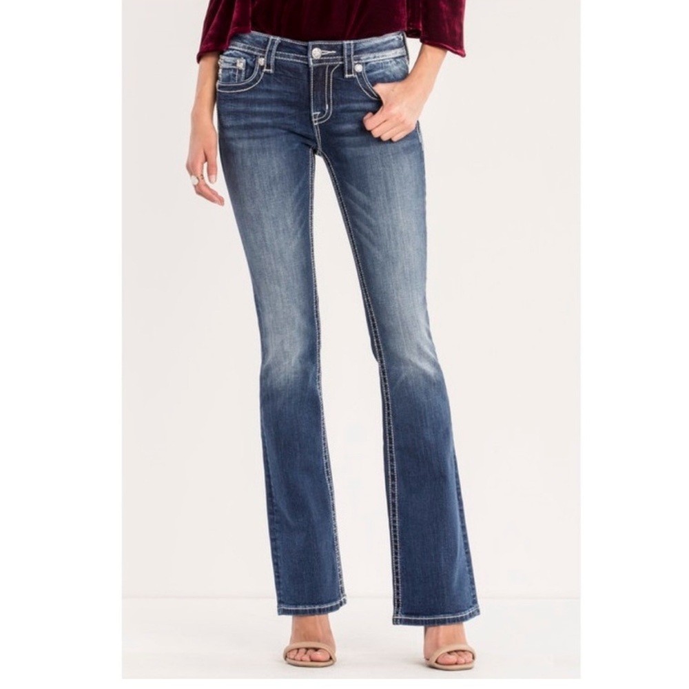 B2G1 FREE! Flare Reign Sandblasted Short Jeans
